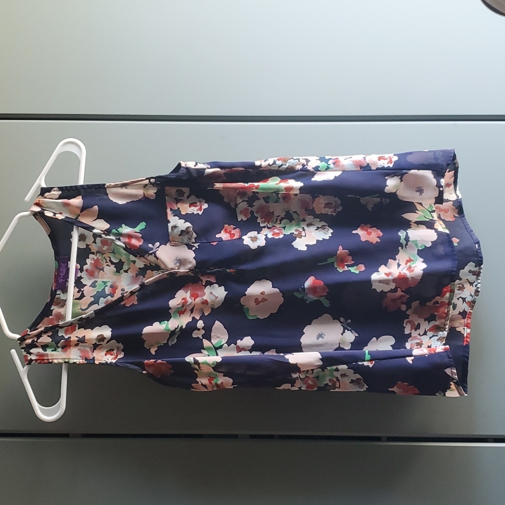 Hale Bob floral sleeveless blouse. - Picture 1 of 3